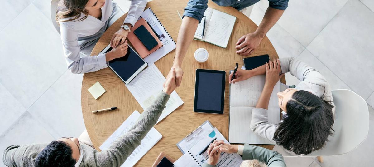 Con la reforma laboral nuevos beneficios para los empleados, remuneración, horas extras y jornada laboral.