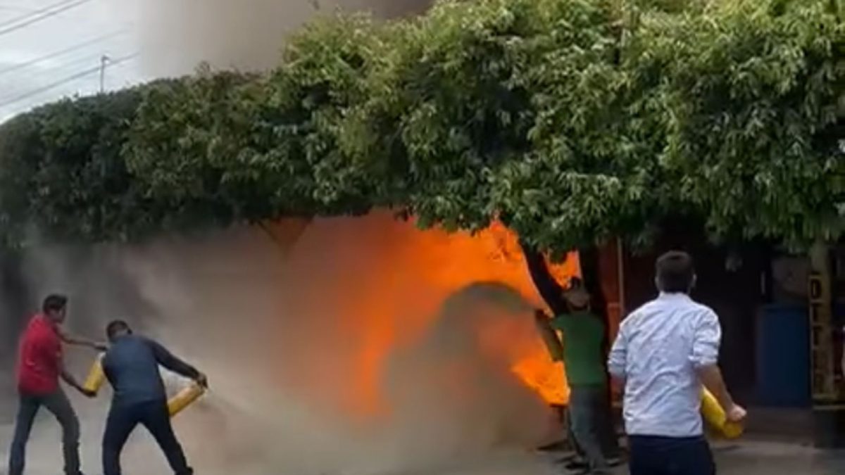 Incendio en local comercial de productos químicos en aguachica cobró la vida de un joven de 17 años.